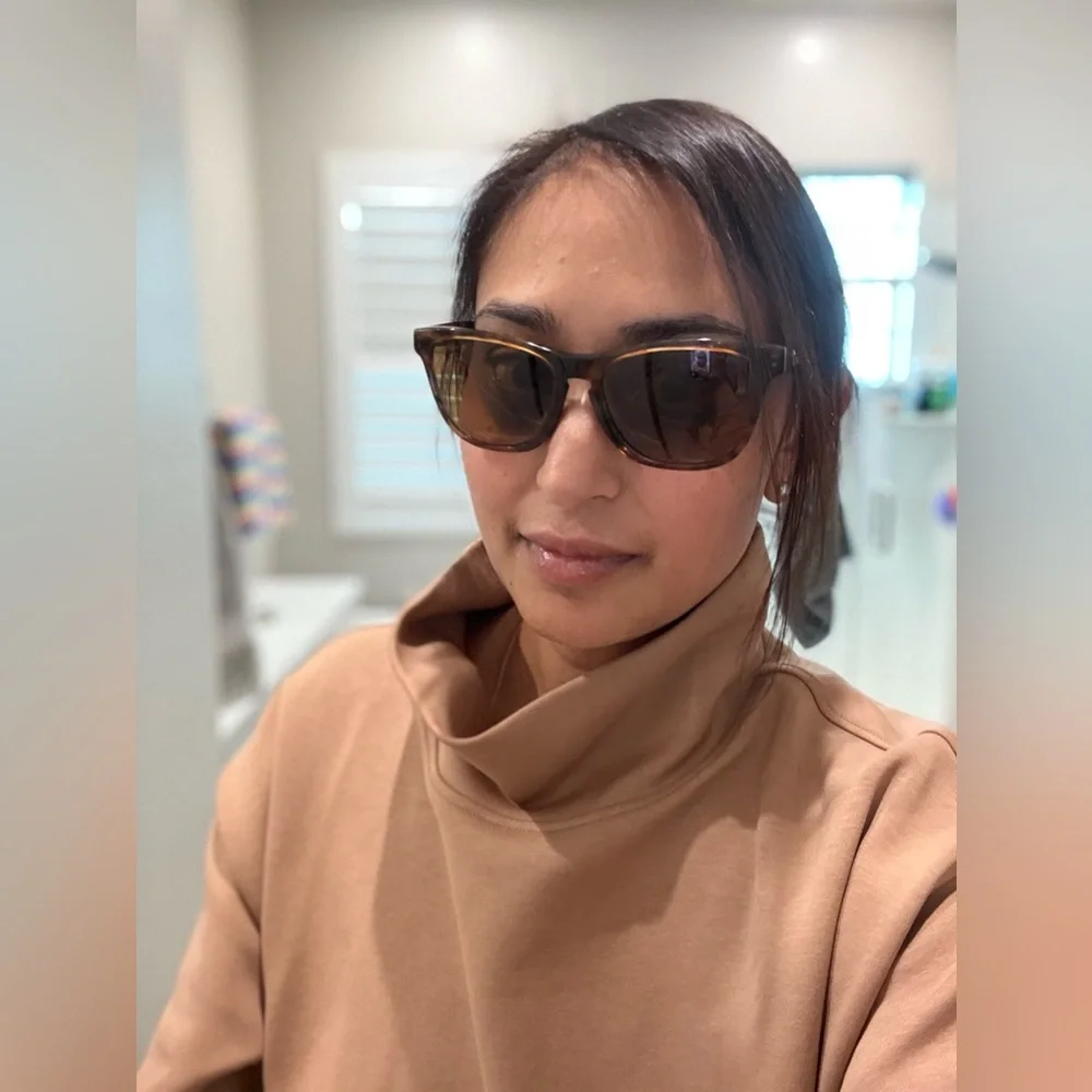 Polarized Oakley Sunglasses - Picture 4 of 4